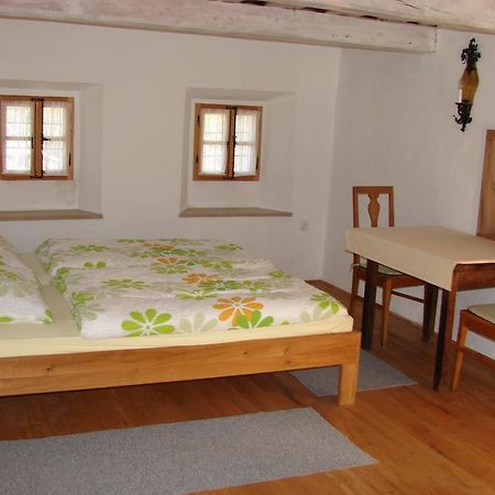 Apartments Koptur Skocjan (Skocjan) Quarto foto
